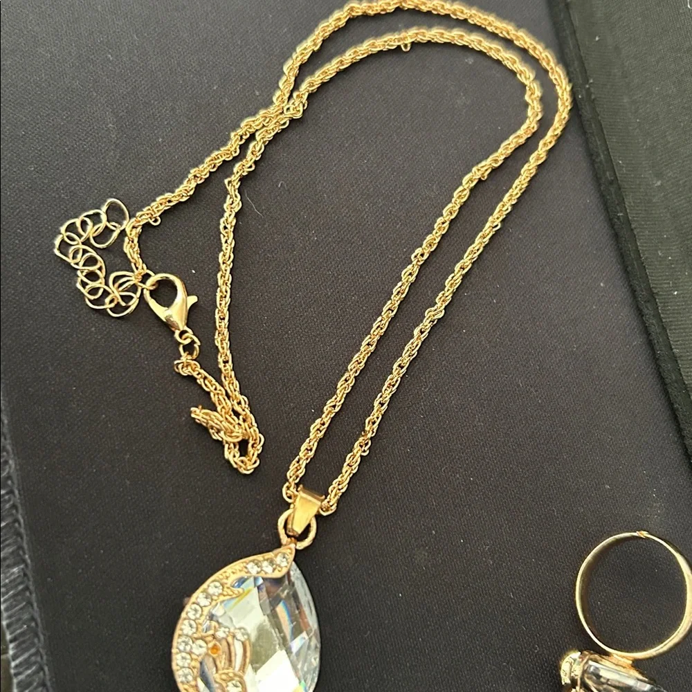 Wrist Watches and jewelry set - Picture 4 of 11